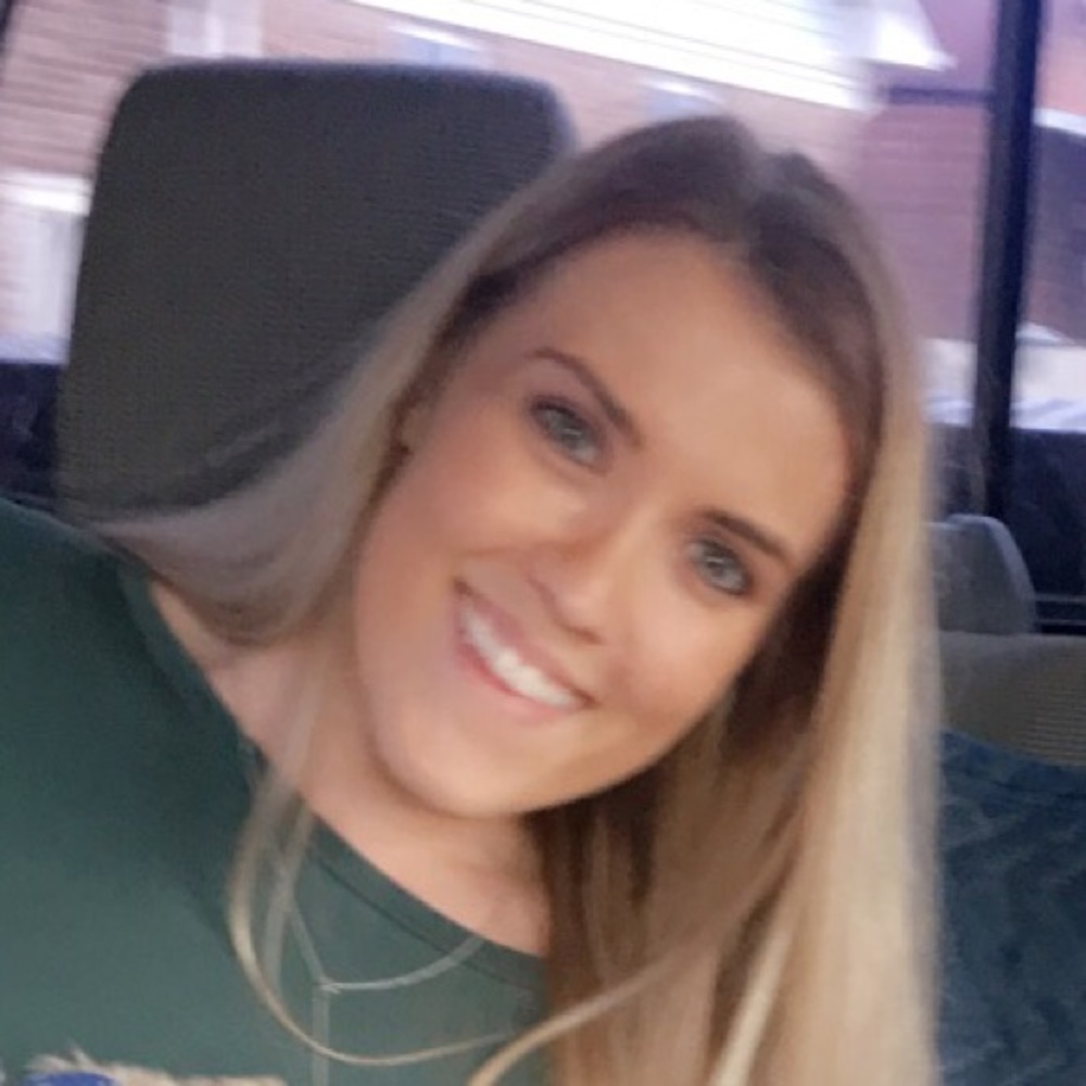 Meet your Posher, Hannah